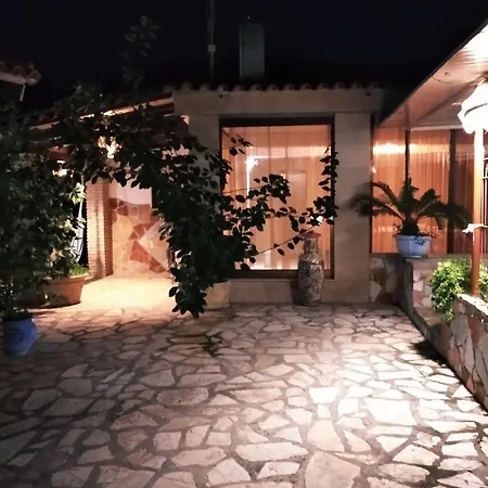 Mila La Kástro Tornéze