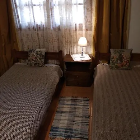 Mila La Kástro Tornéze