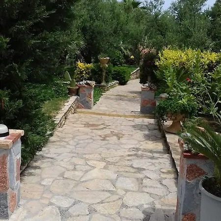 בית הארחה Mila La