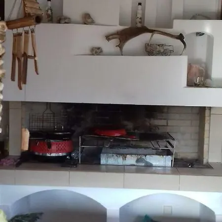 Mila La * Kástro Tornéze