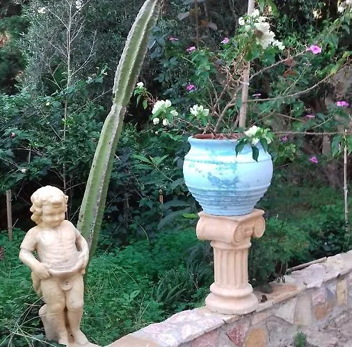 Mila La * Kástro Tornéze