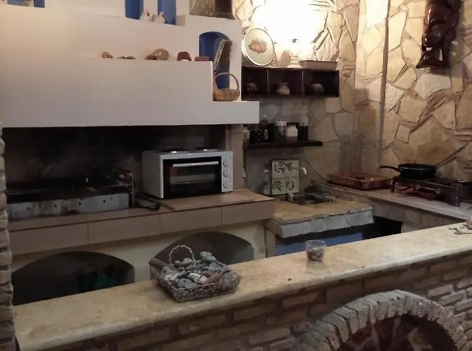 Mila La Pensjonat Kástro Tornéze