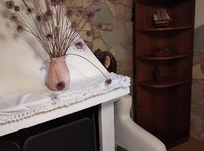 Mila La Pensionat Kástro Tornéze