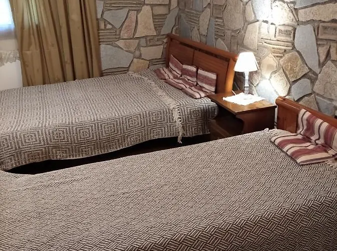 Pensionat Mila La Kástro Tornéze