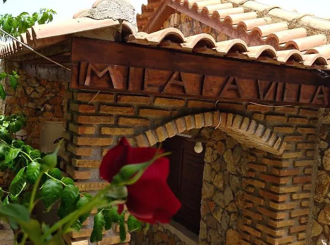 Mila La * Kástro Tornéze