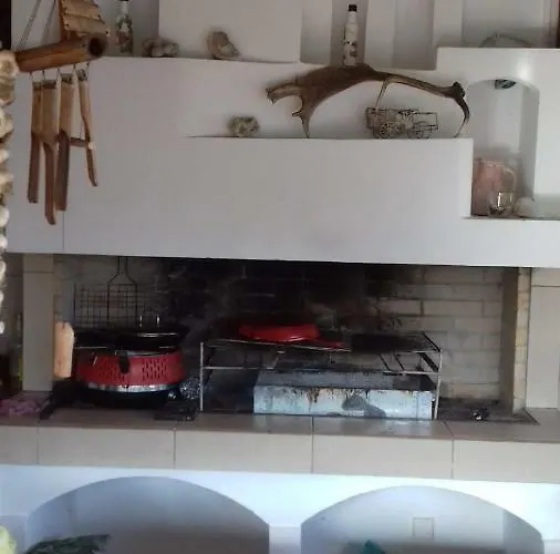 Mila La * Kástro Tornéze